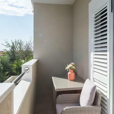 Franko Maris - Makarska Exklusiv Hotel apartamentowy Podstrana