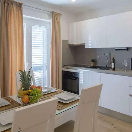 Hotel apartamentowy Franko Maris - Makarska Exklusiv 4*