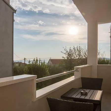 Franko Maris - Makarska Exklusiv Hotel apartamentowy Podstrana