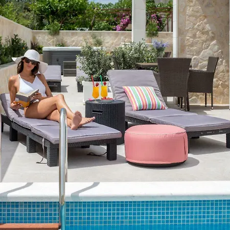 Franko Maris - Makarska Exklusiv Hotel apartamentowy