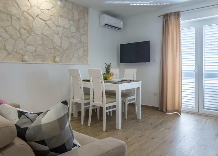 Franko Maris Aparthotel 4*